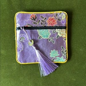 NWOT Floral Purple Silk Coin Purse with Tassel